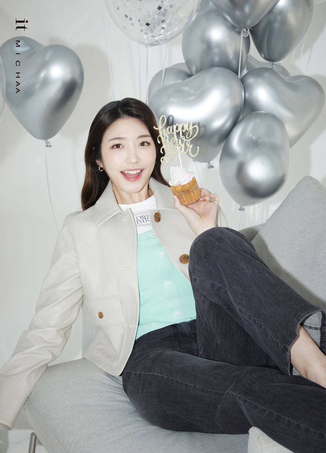 룩북 이미지