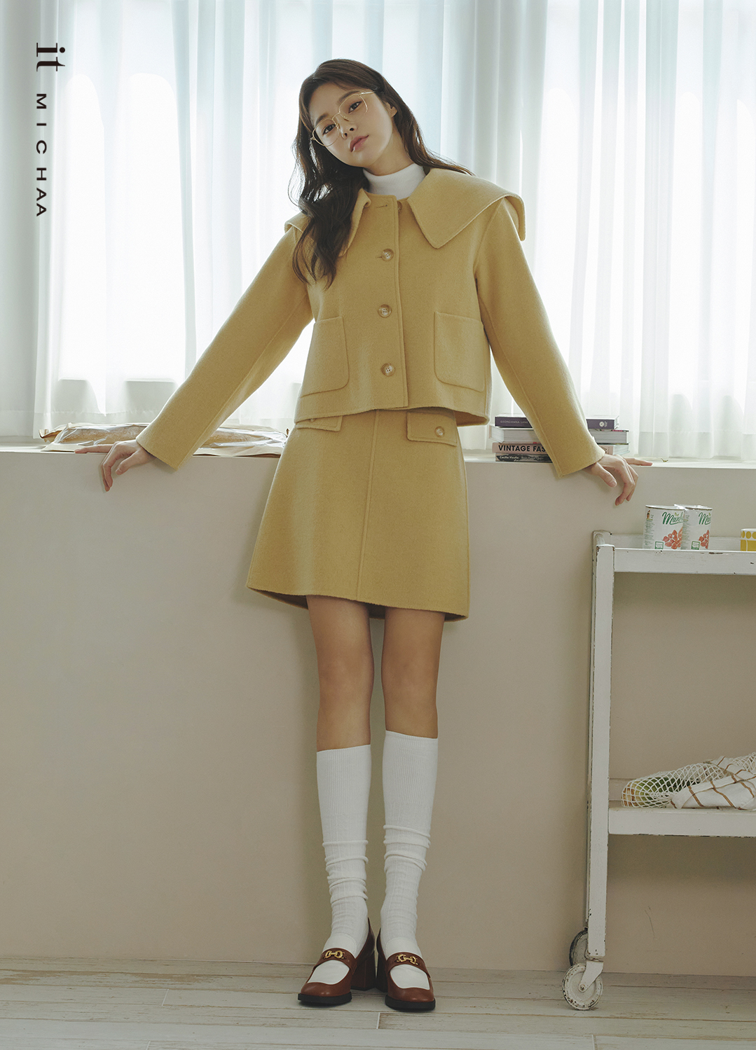 룩북 이미지