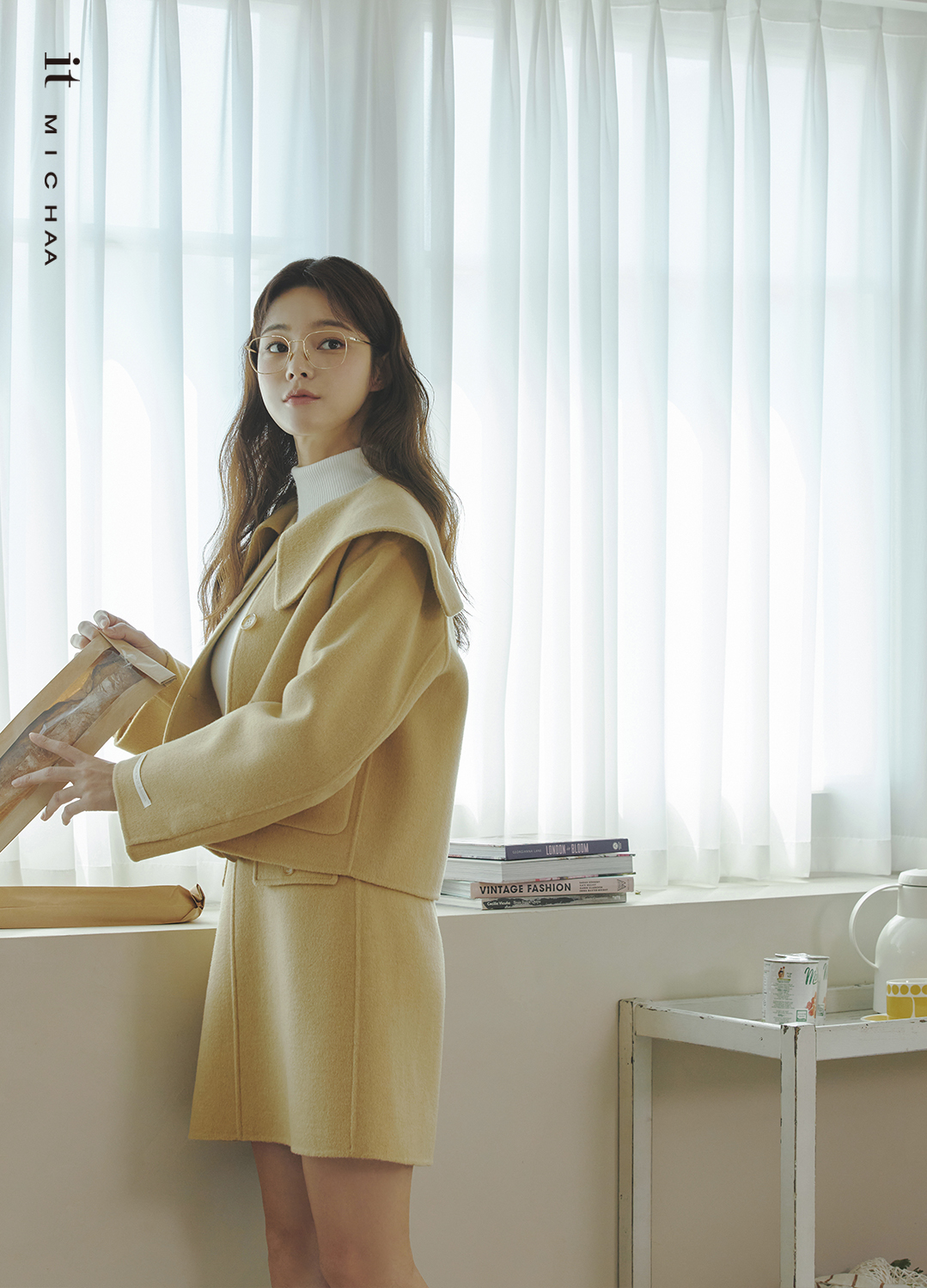 룩북 이미지