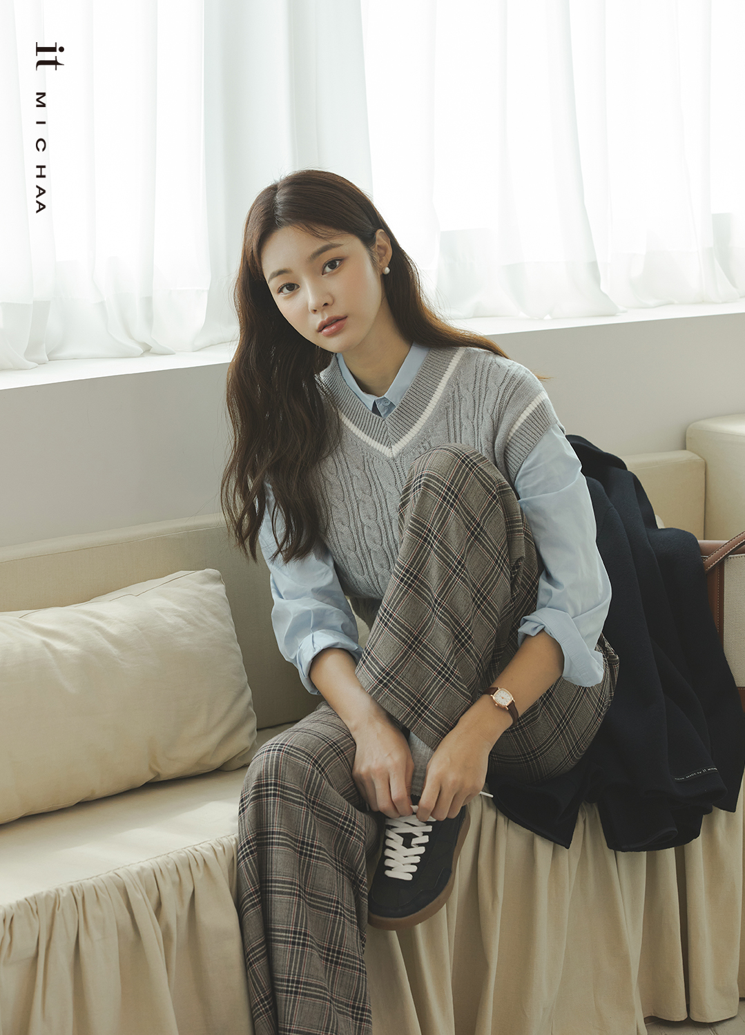 룩북 이미지