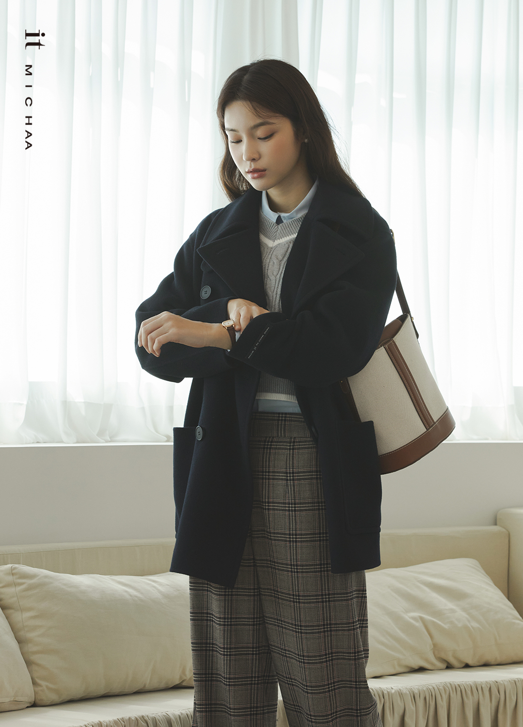 룩북 이미지