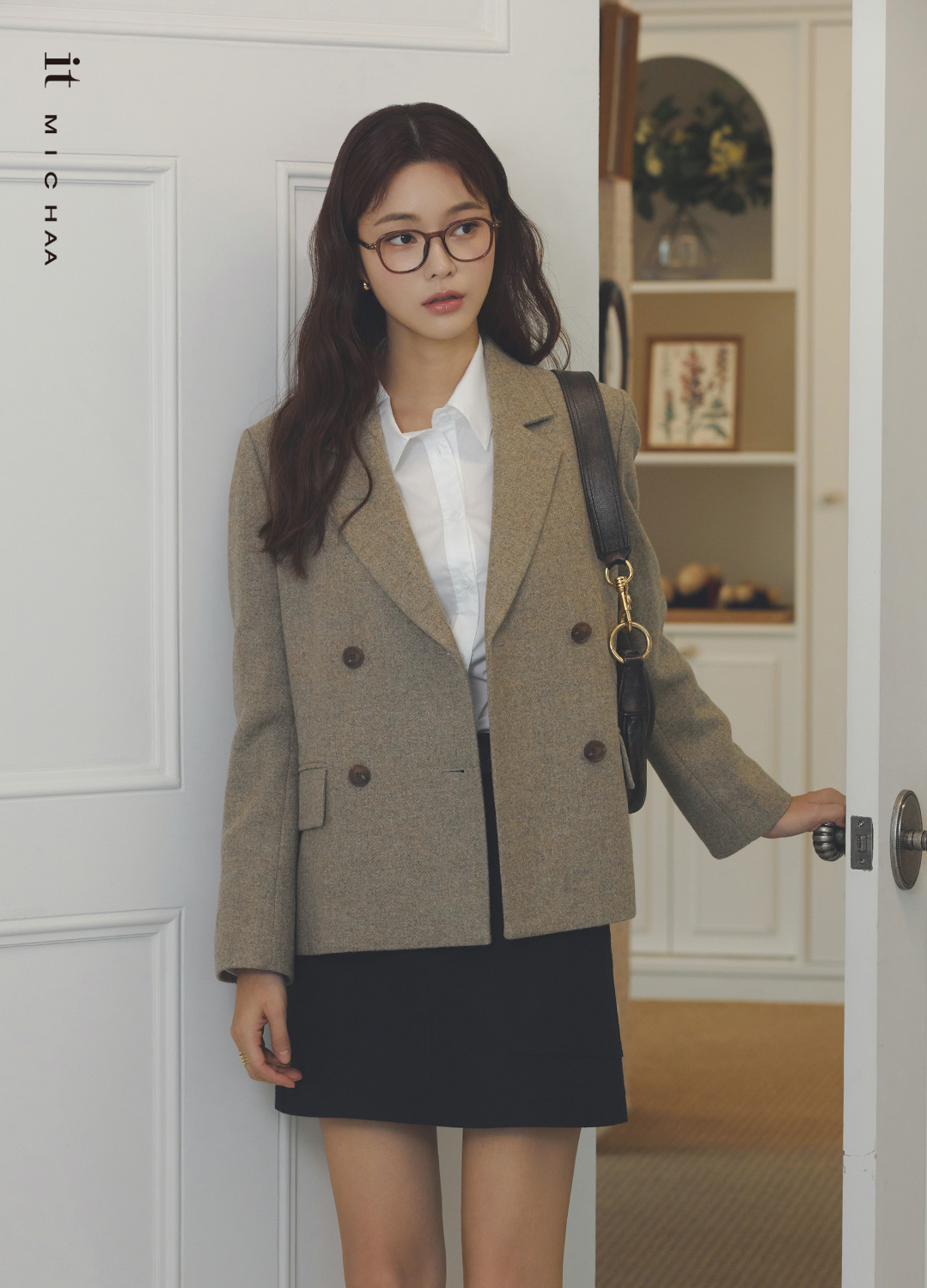 룩북 이미지