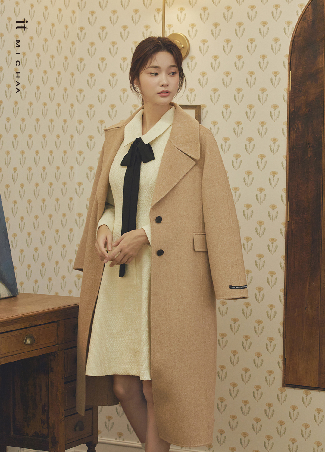 룩북 이미지