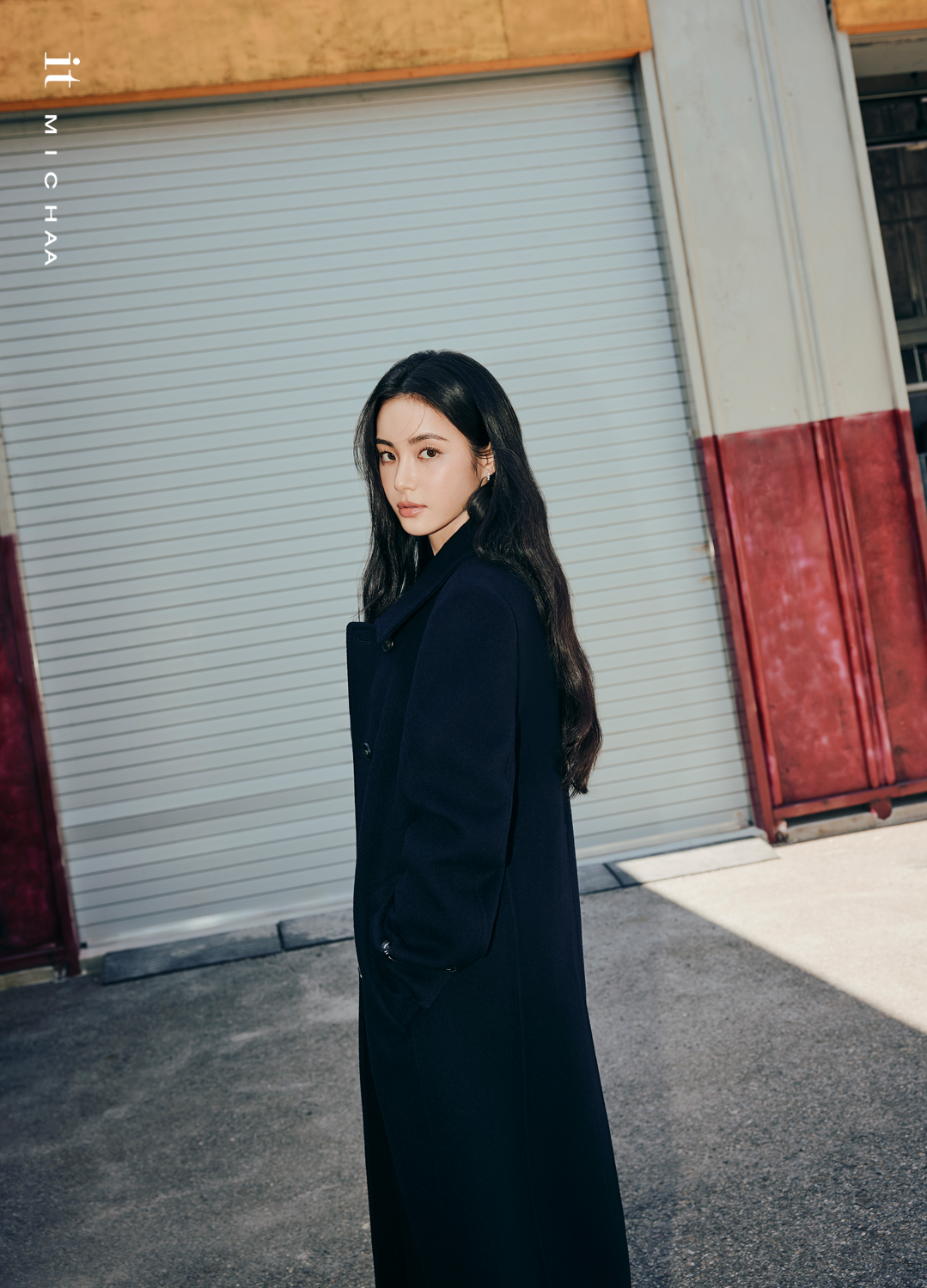 룩북 이미지