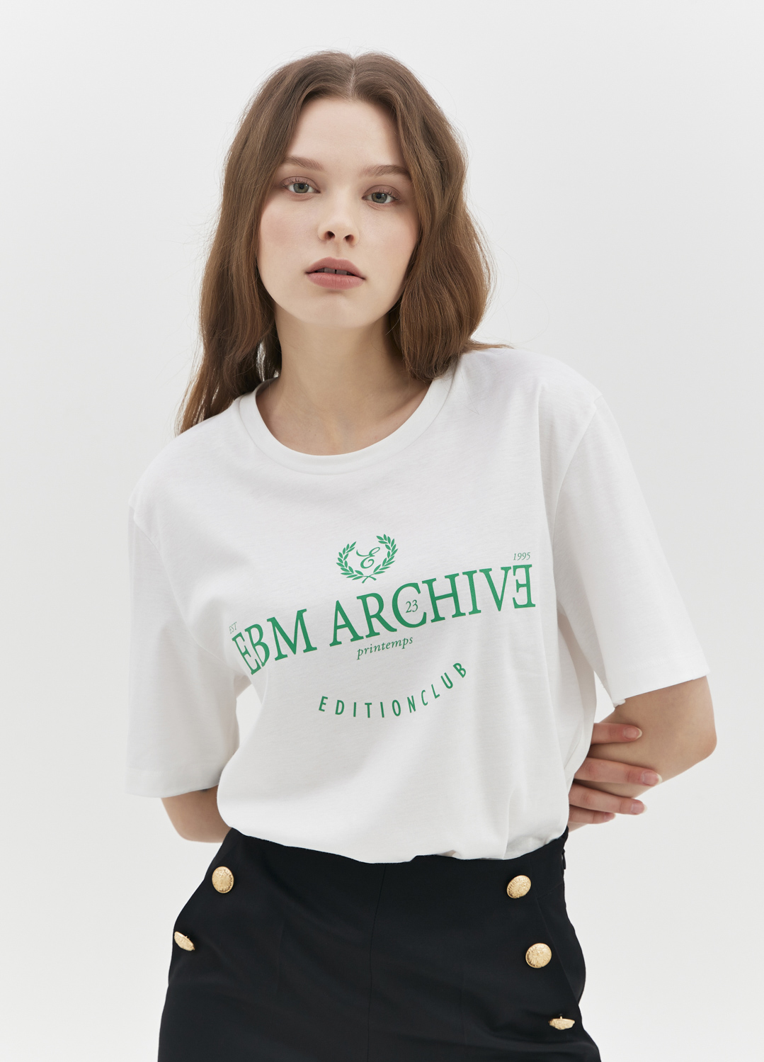 [EBM OUTLET] 로고 프린팅 티셔츠_WHITE_1