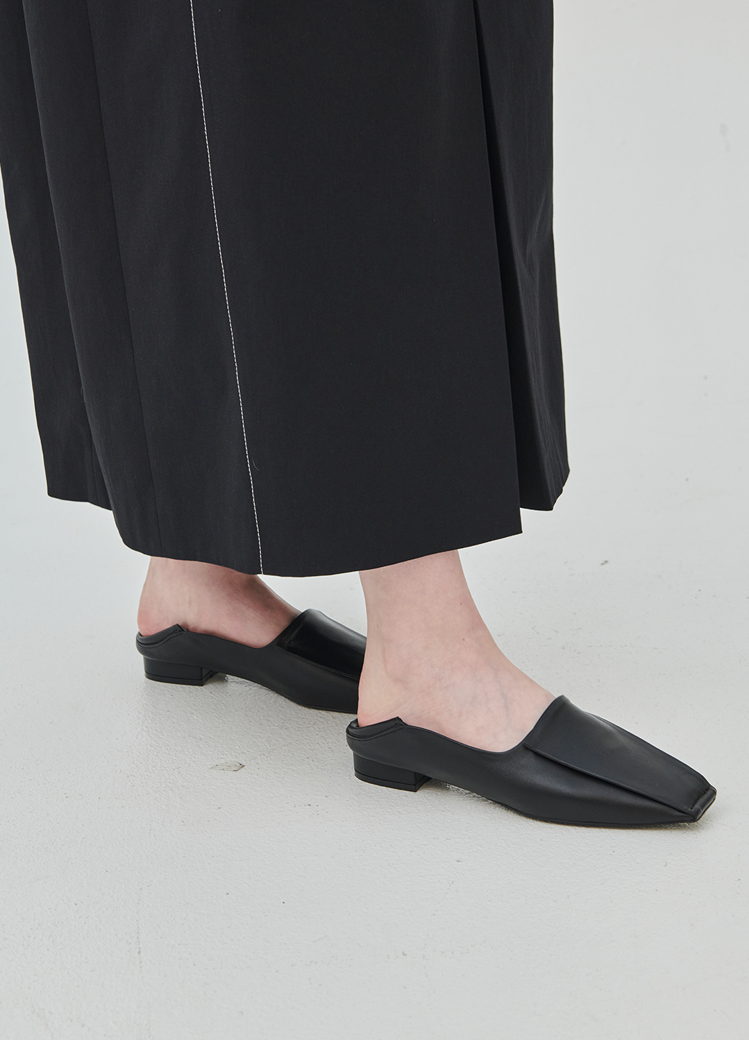 LAMB SKIN FOLDABLE PLAT SHOES_BLACK_2