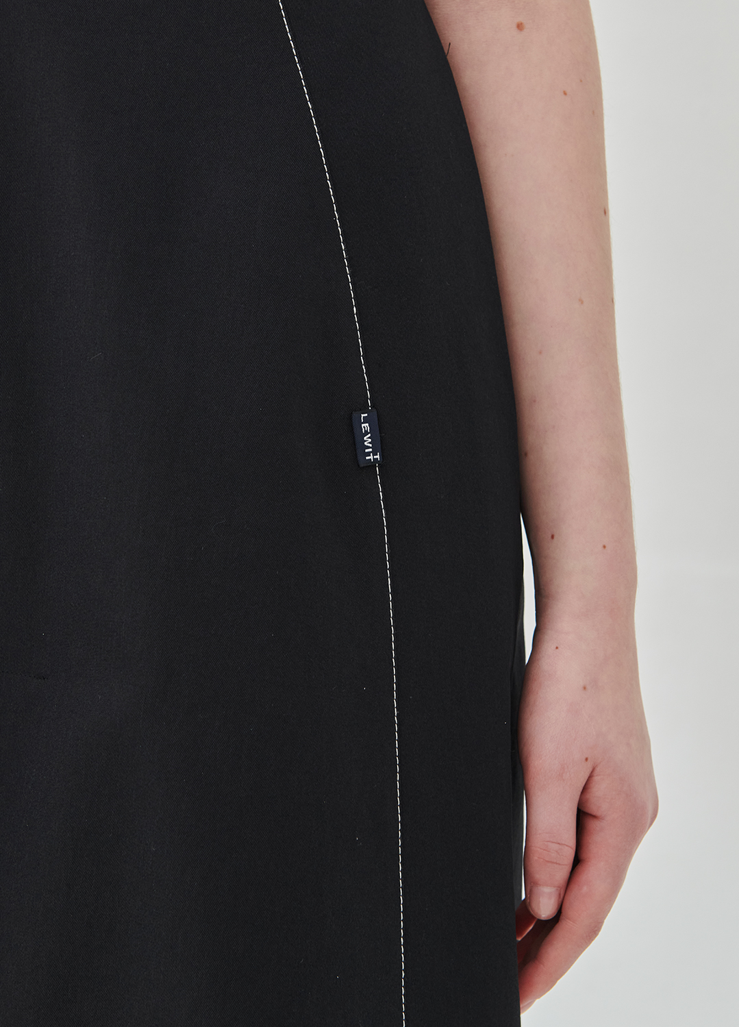 COCOON SILHOUETTE SLEEVELESS DRESS_NAVY_6