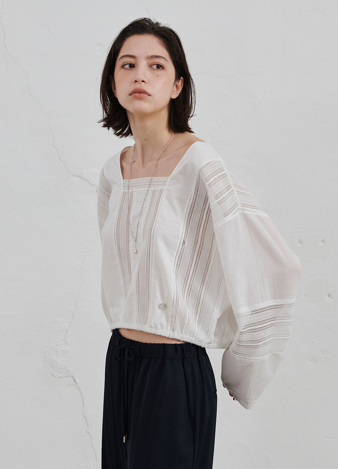 LACE PATCH BLOUSON BLOUSE_WHITE_1