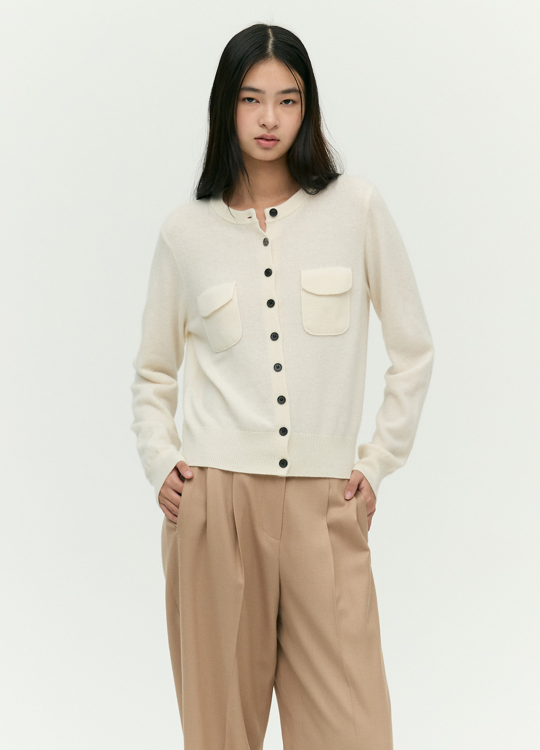 라운드넥 버튼 가디건_IVORY_1