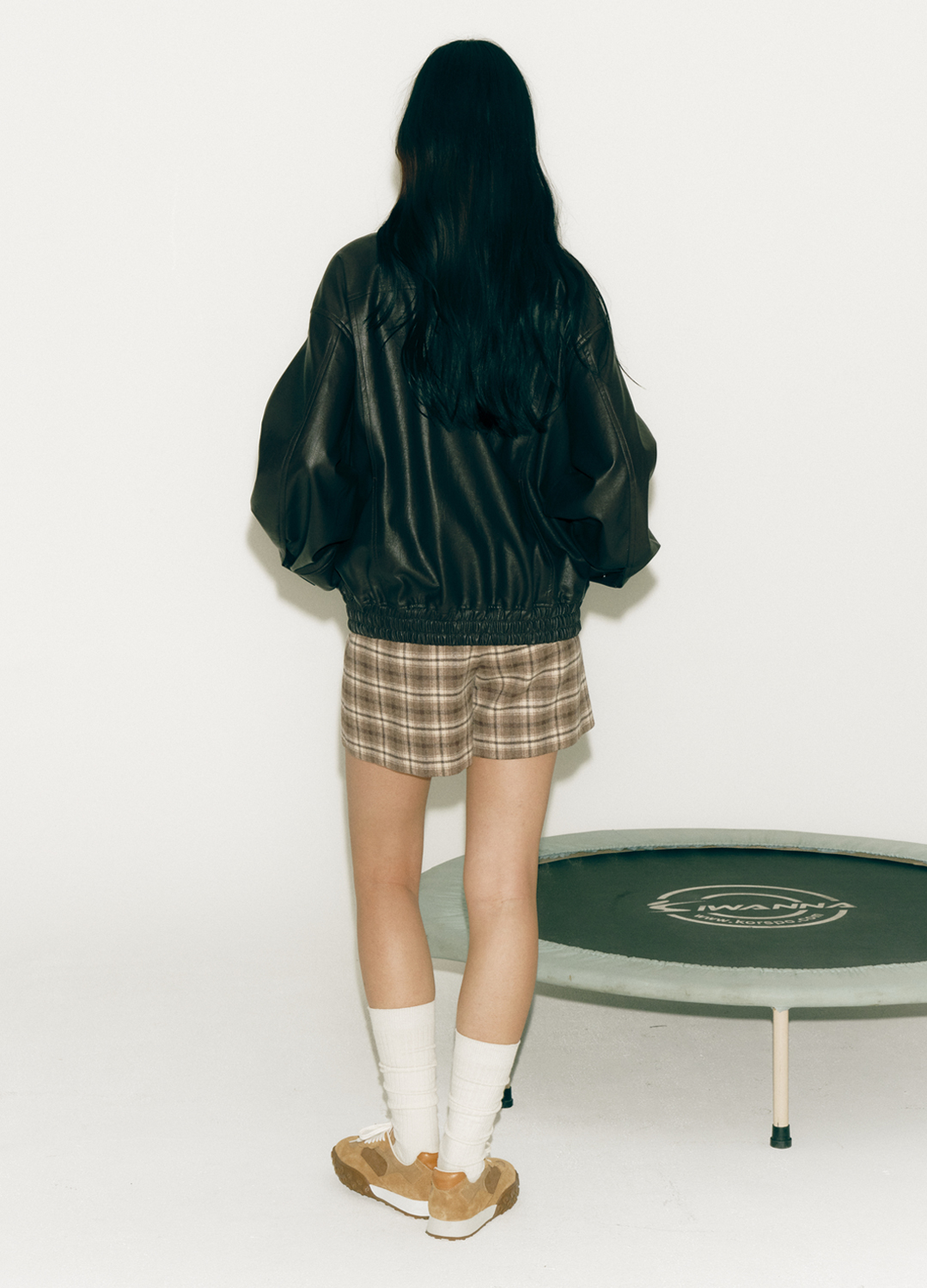 [EXCLUSIVE] 스탠카라 페이크 레더 자켓_BLACK_5