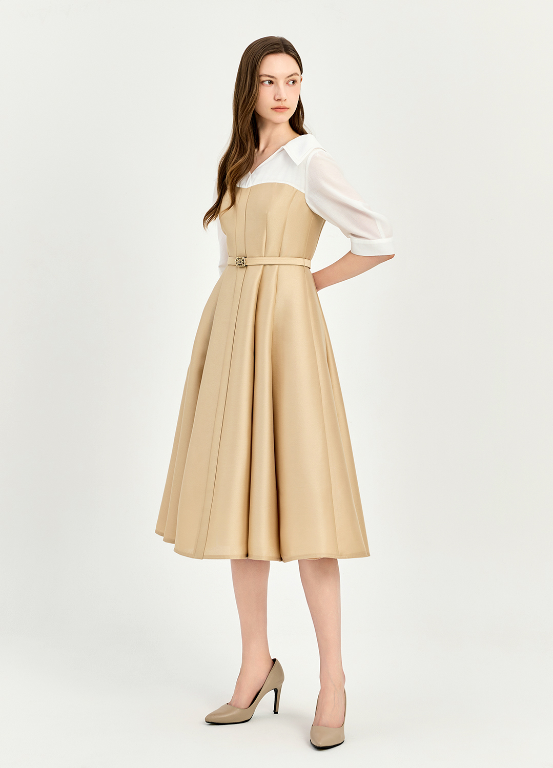 [추가20]오픈 카라 배색 디테일 A라인 롱 원피스_BEIGE_1
