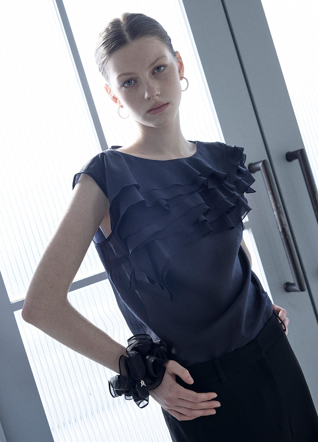 시스루 러플 스크런치_BLACK_4