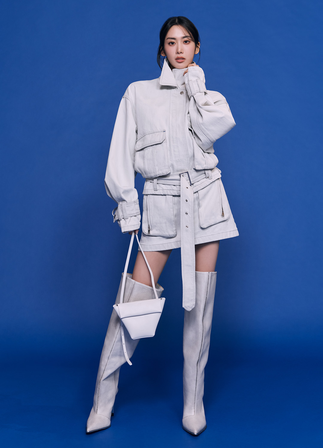 벨티드 스탠카라 데님 자켓_LIGHT GREY_1