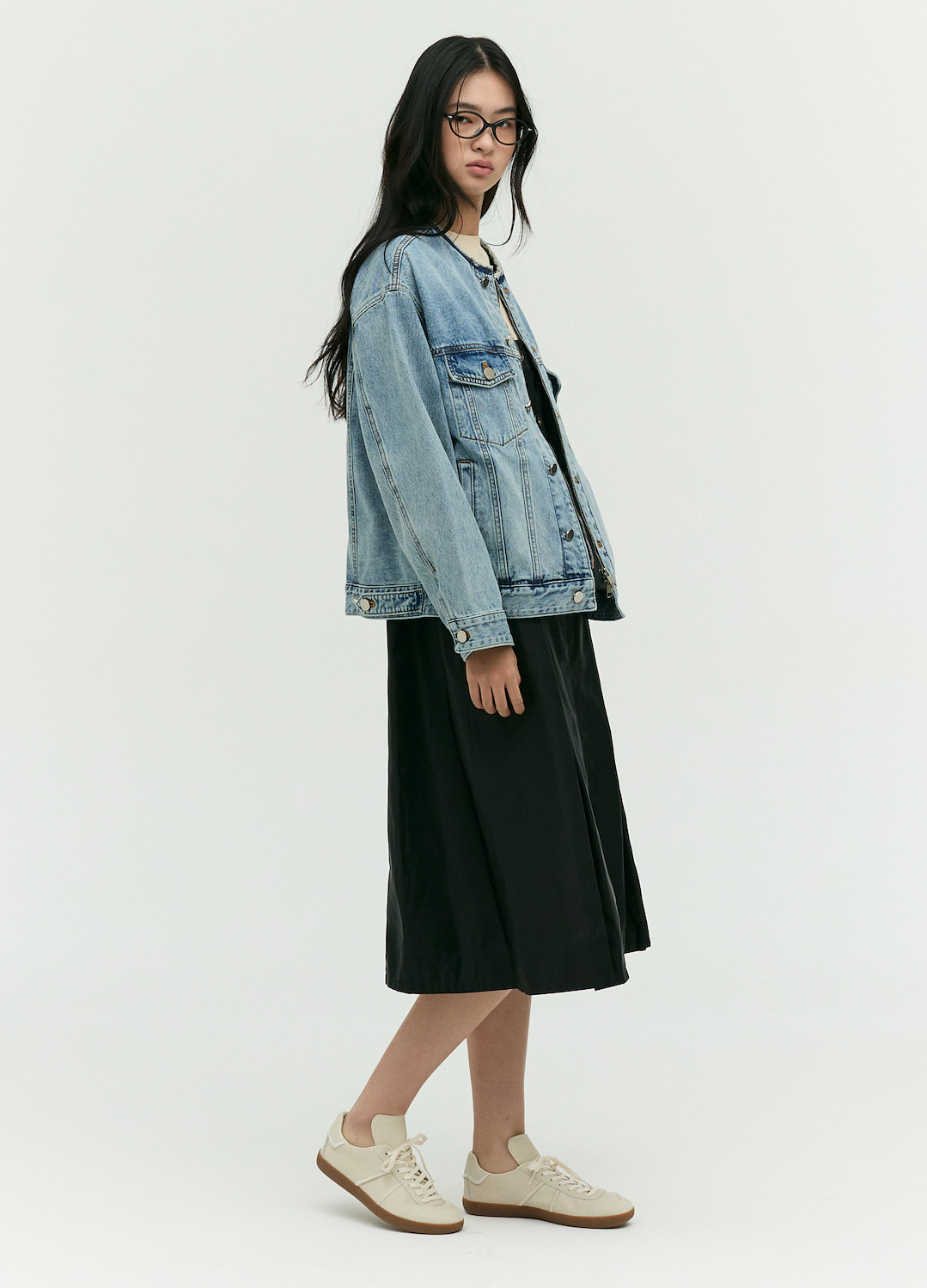 라운드넥 데님 트러커 자켓_BLUE_6