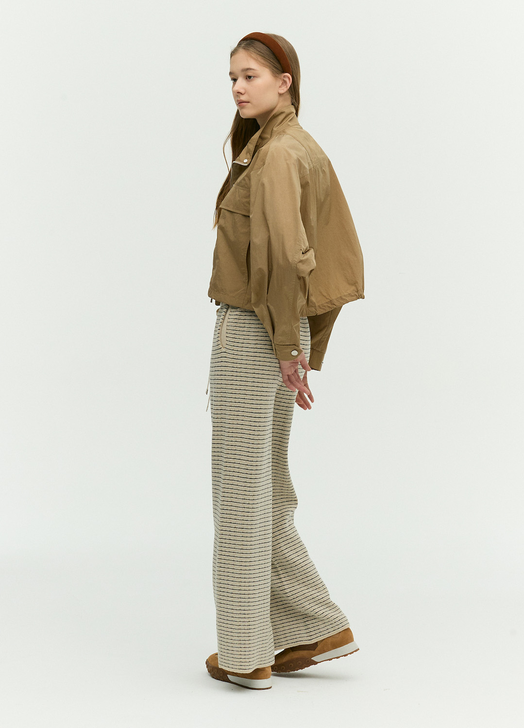 하이넥 스트링 캐주얼 점퍼_LIGHT BROWN_7