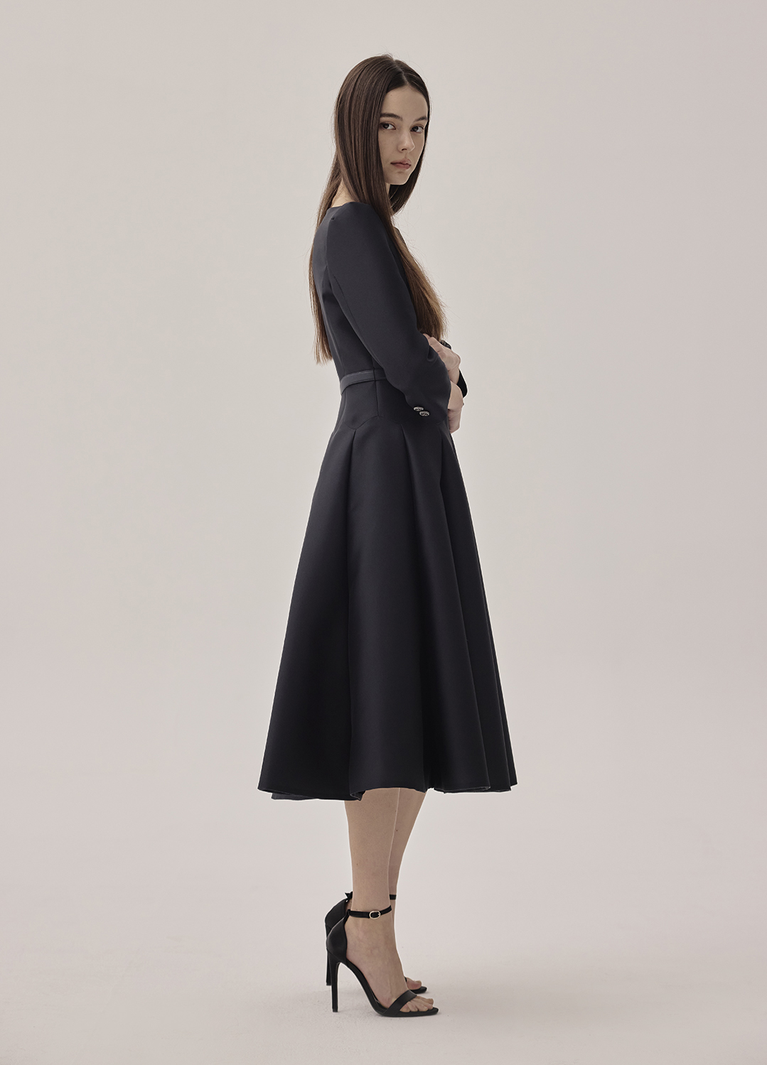 라운드넥 벨티드 원피스_DARK NAVY_2