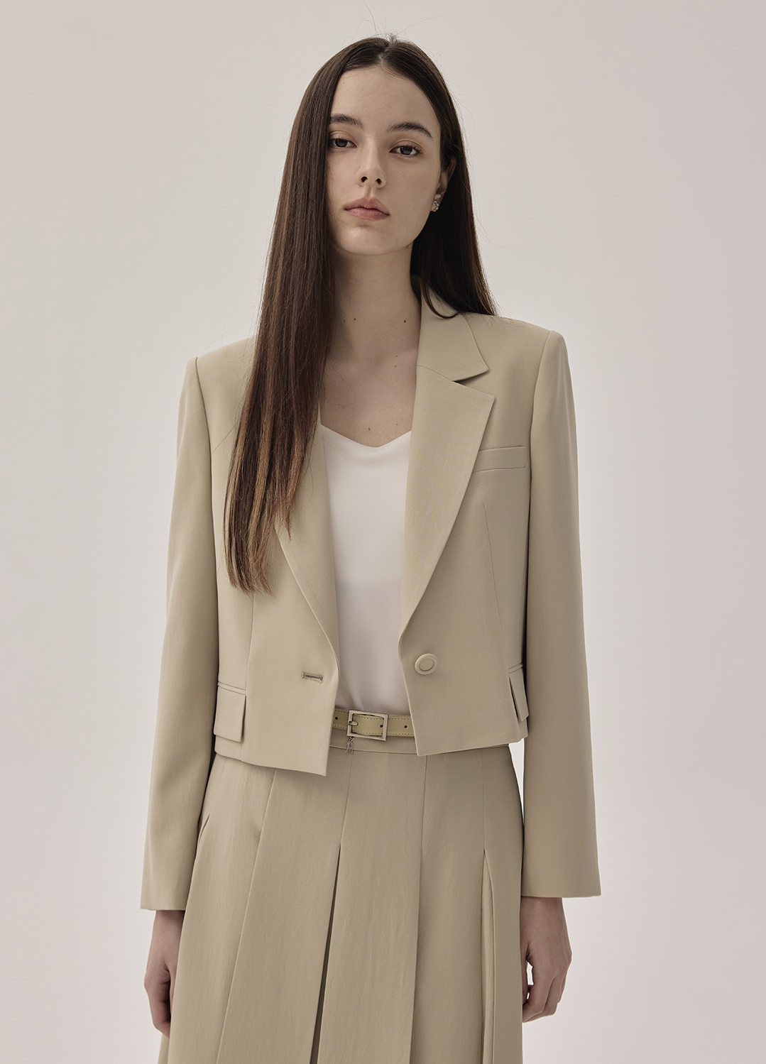 플랩 포켓 디테일 테일러드 자켓_KHAKI BEIGE_1