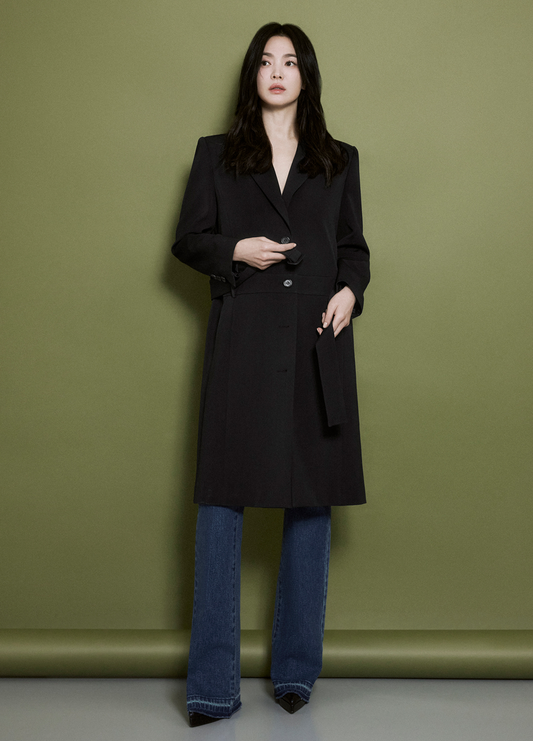 [송혜교 콜라보]클래식 벨티드 롱 자켓_BLACK_1