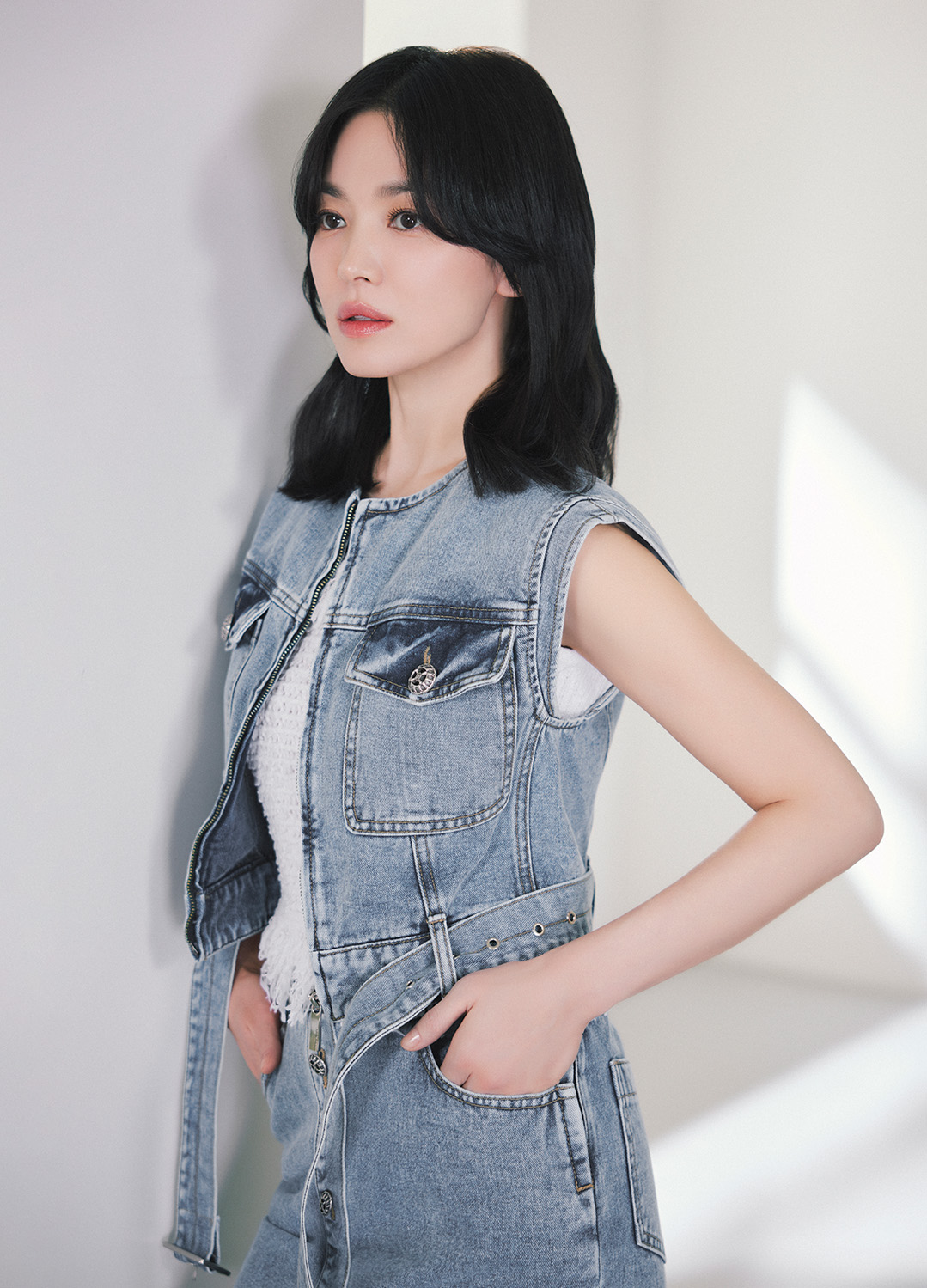 칼라리스 크롭 데님 베스트_BLUE_1
