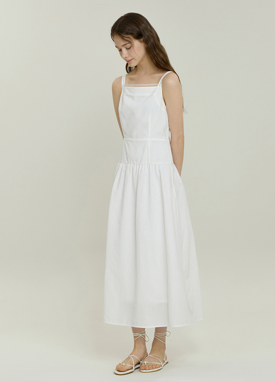 스트랩 포인트 시어서커 원피스_WHITE_3