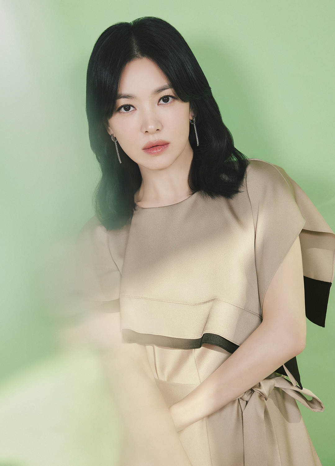 언밸런스 캡소매 디테일 원피스_DARK BEIGE_3