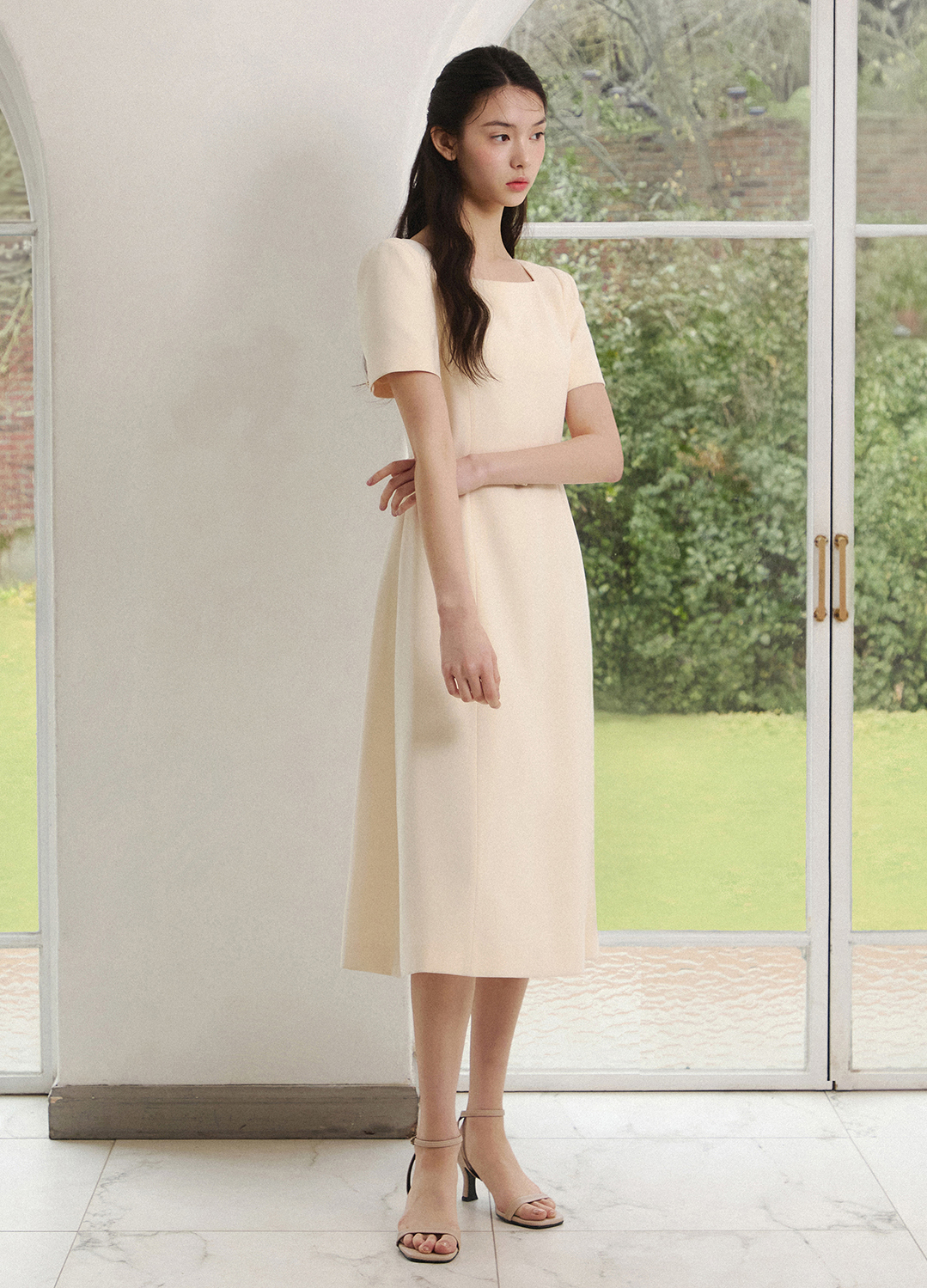 [5/16 순차배송][Exclusive]스퀘어넥 벨티드 원피스_LIGHT BEIGE_3