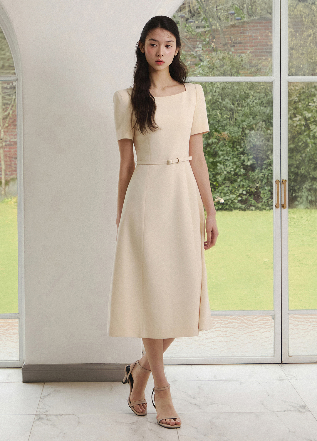 [5/16 순차배송][Exclusive]스퀘어넥 벨티드 원피스_LIGHT BEIGE_1