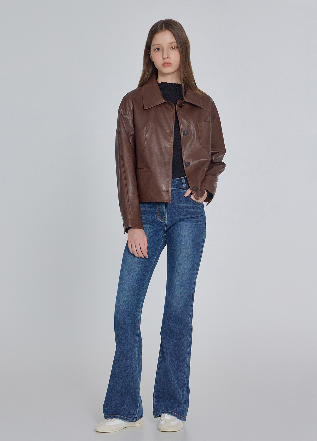 잇미샤 ITMICHAA 페이크 레더 크롭 자켓 BROWN | SISUN.COM