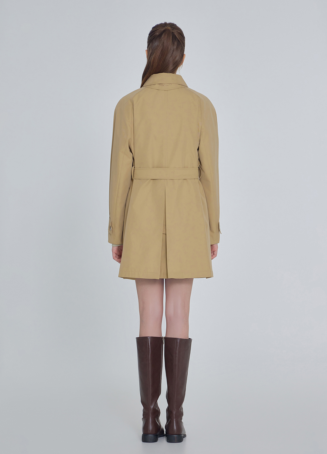벨티드 레글런 하프 트렌치코트_BEIGE_8