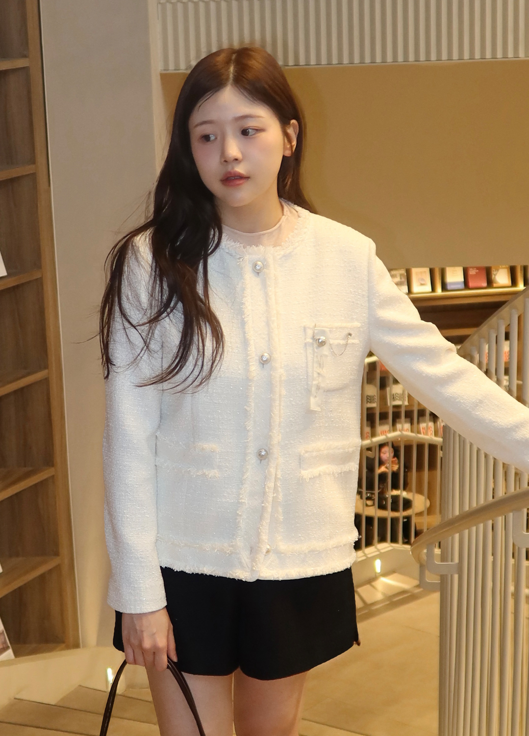 브로치 포인트 트위드 자켓_IVORY_8
