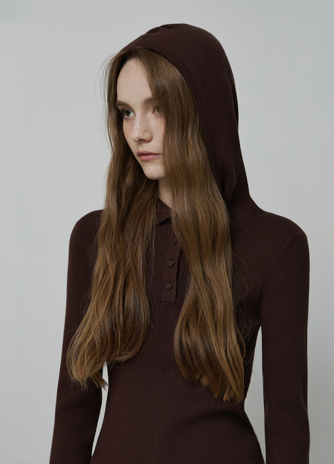리브드 후드 니트탑_BROWN_5