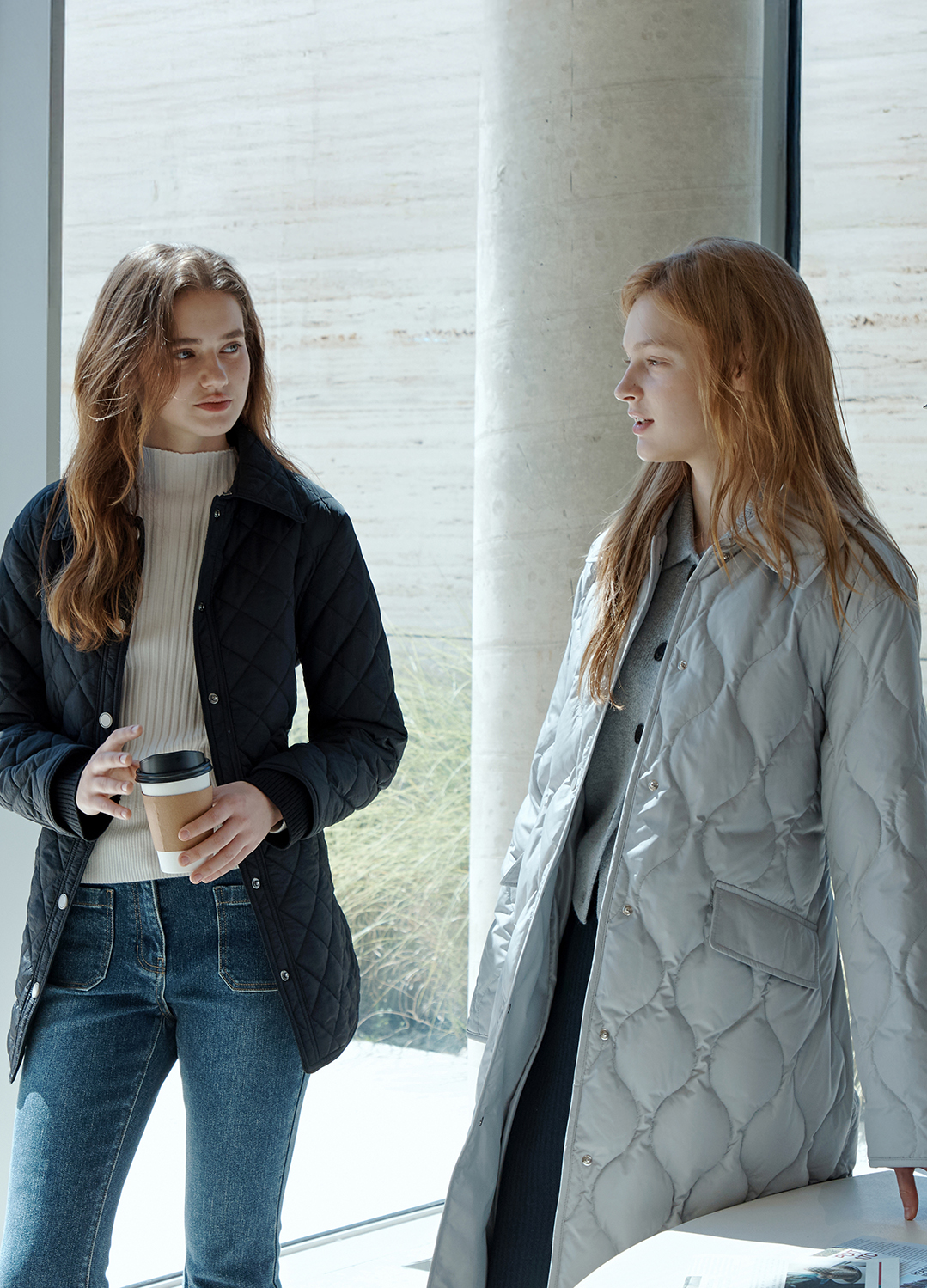 [Exclusive] 웨이브 퀼팅 구스다운 패딩코트_LIGHT GREY_11
