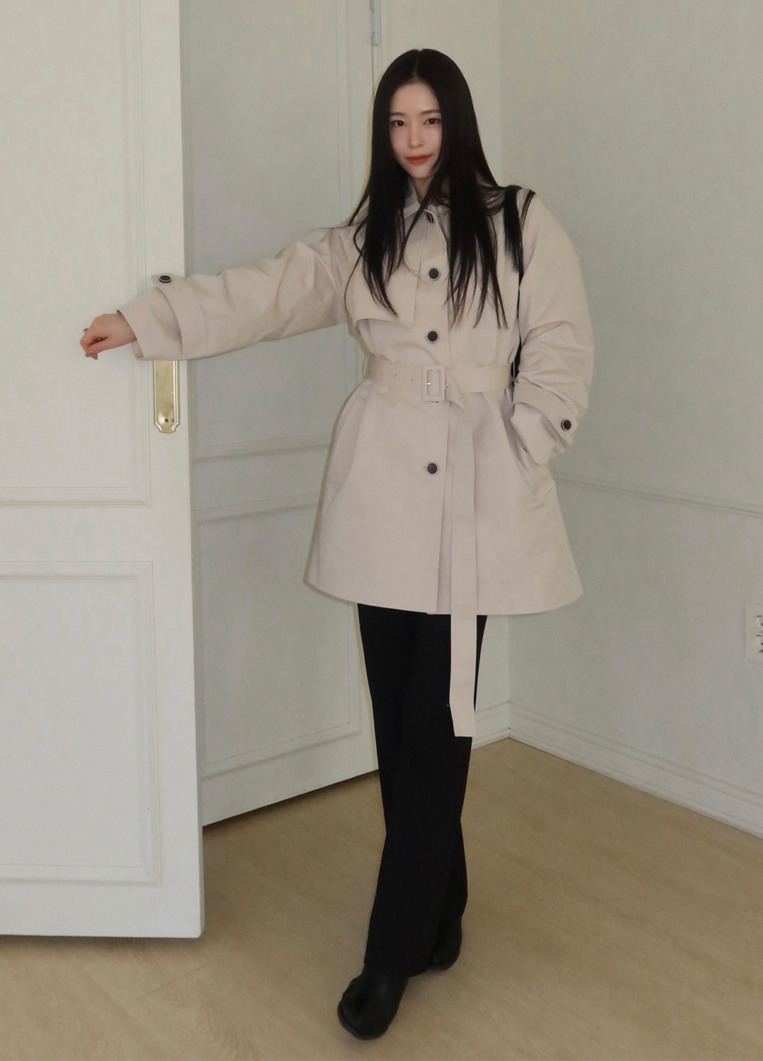 [Exclusive]벨티드 하프 트렌치 코트_LIGHT BEIGE_8