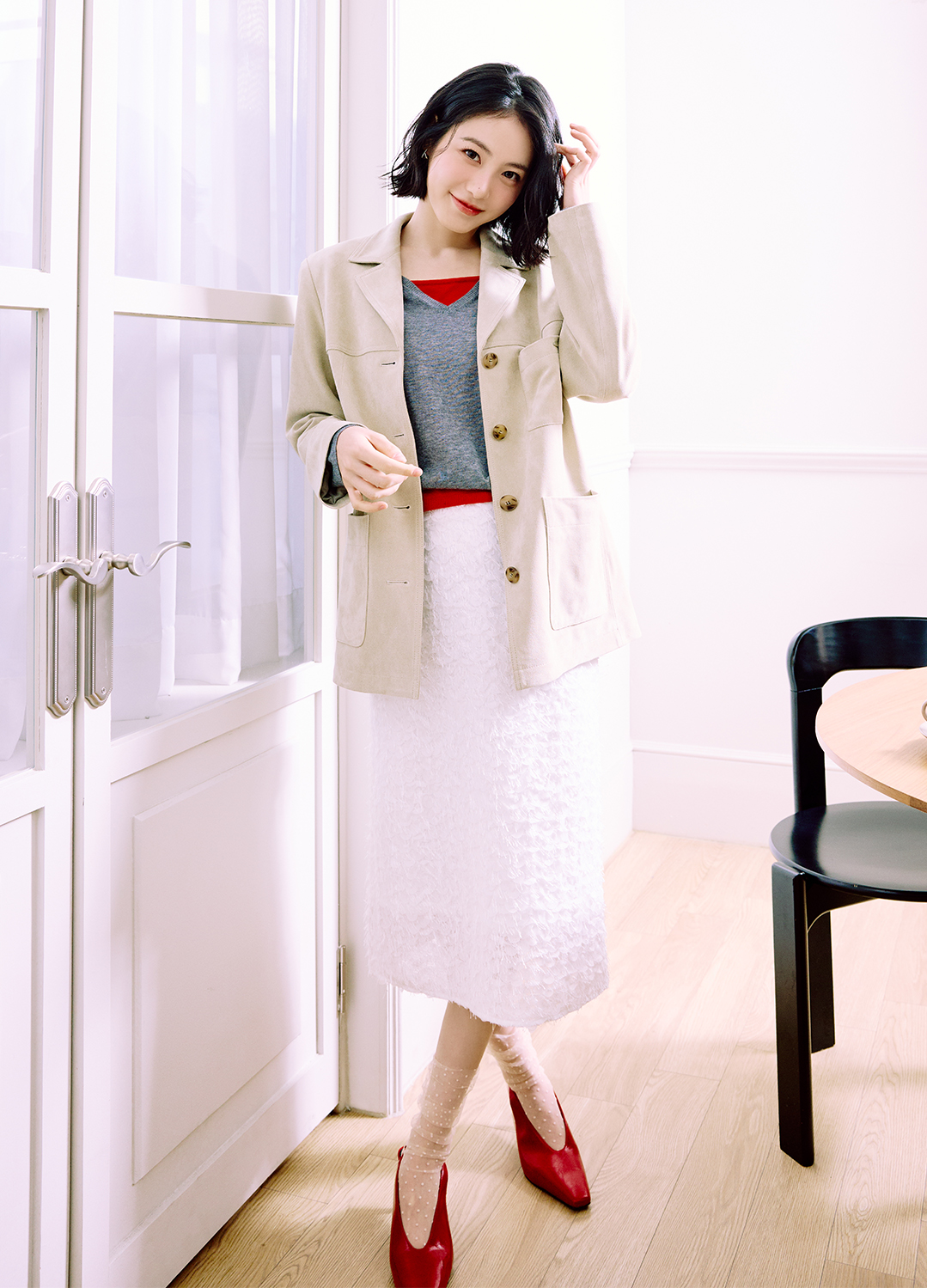 스웨이드 테일러드 자켓_LIGHT BEIGE_9