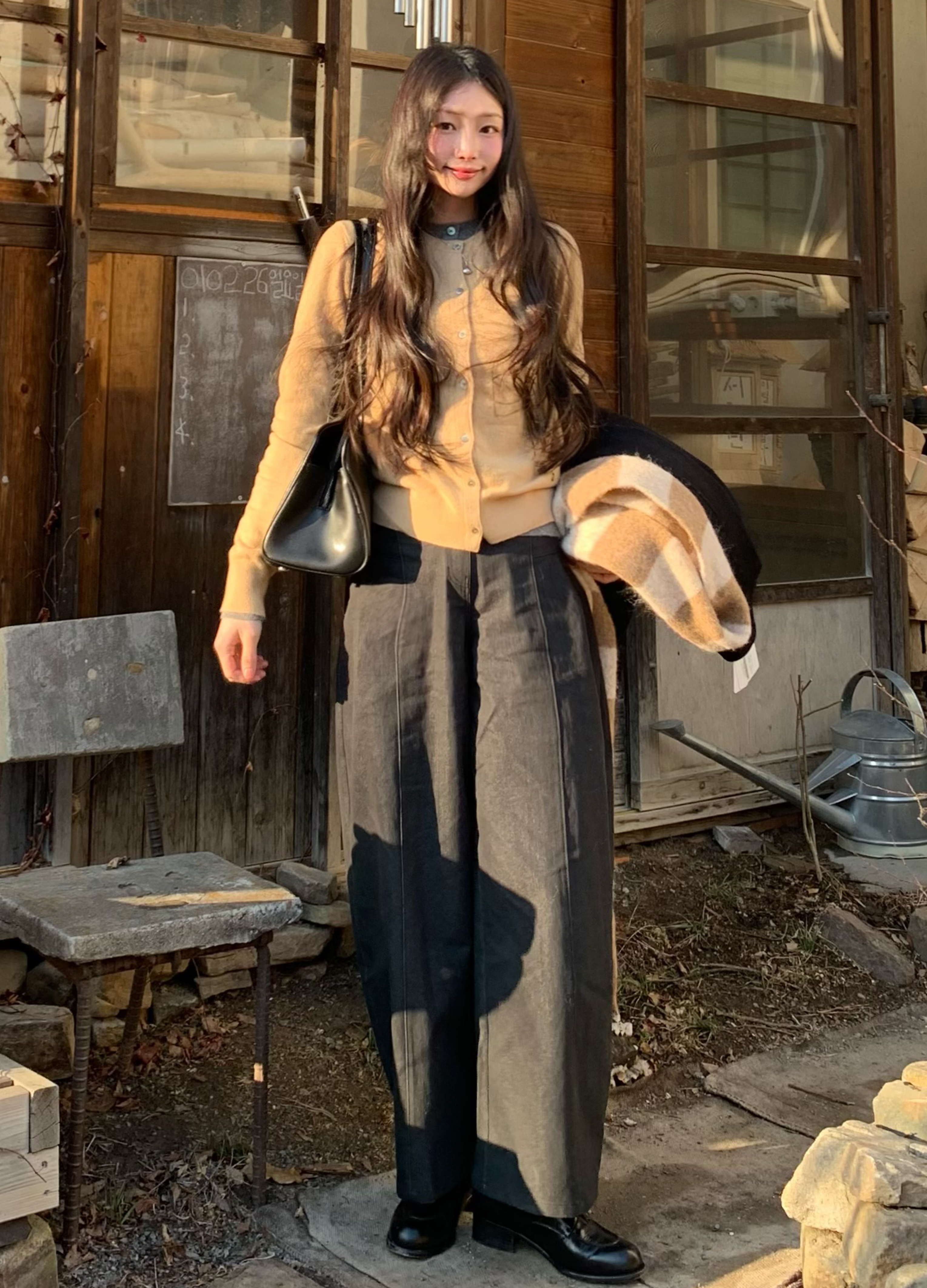 [Exclusive]배기핏 커브드 데님 팬츠_BLACK_13