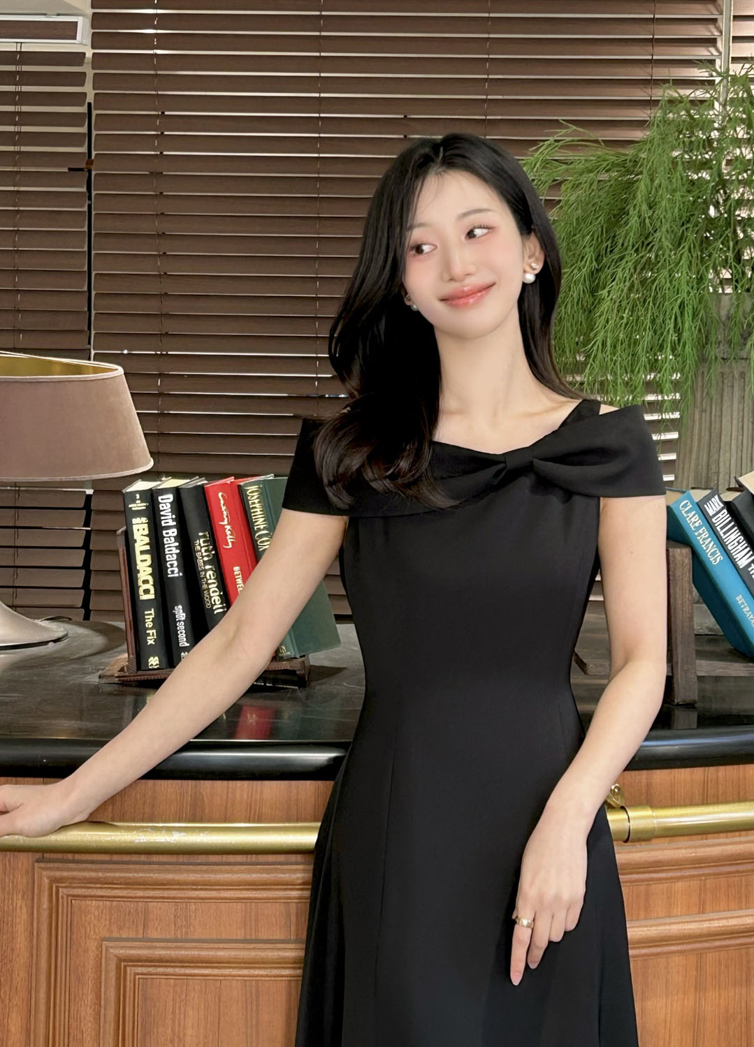 [Exclusive]리본 숄더 롱 원피스_BLACK_10
