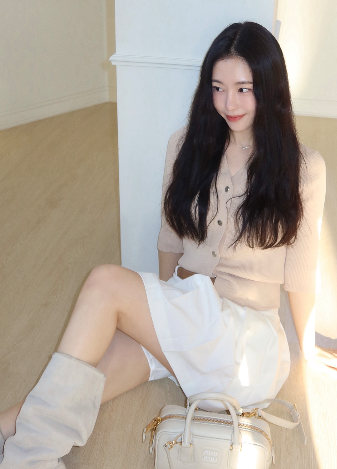 벨티드 플리츠 스커트_WHITE_25