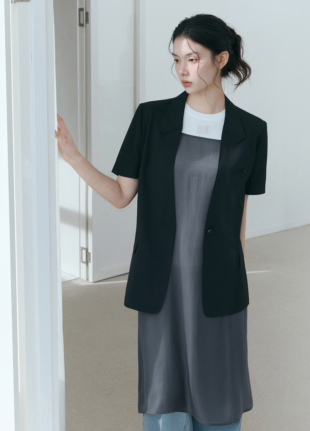 [Exclusive]미니 로고 포인트 베이직 티셔츠_WHITE_9