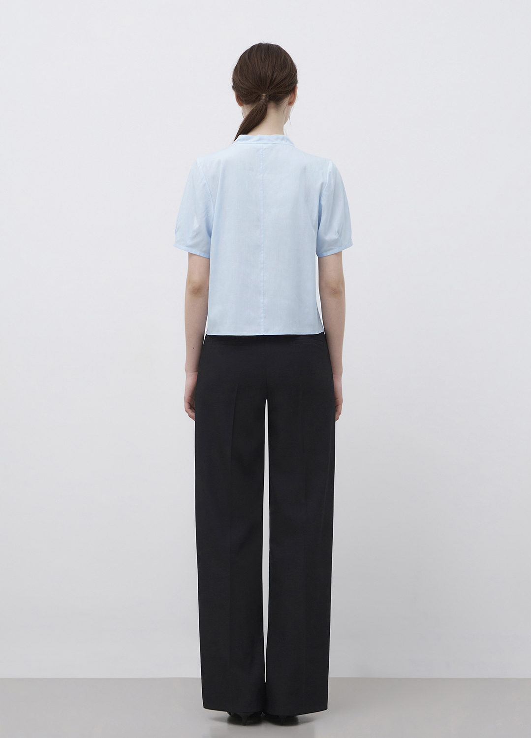 브이넥 타이 블라우스_SKY BLUE_6