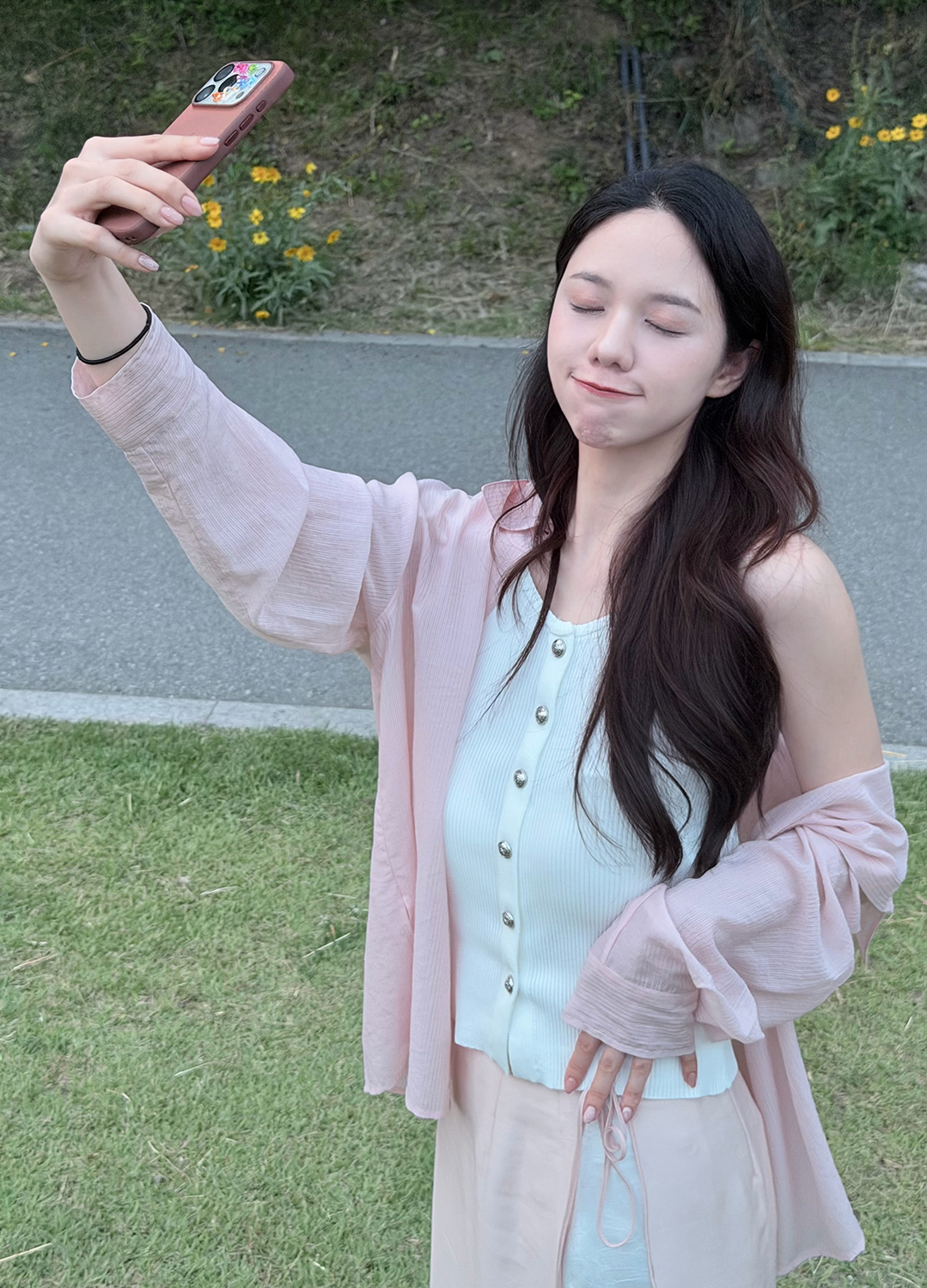 [Exclusive] 스트라이프 텍스쳐 루즈핏 셔츠 블라우스_PINK_18