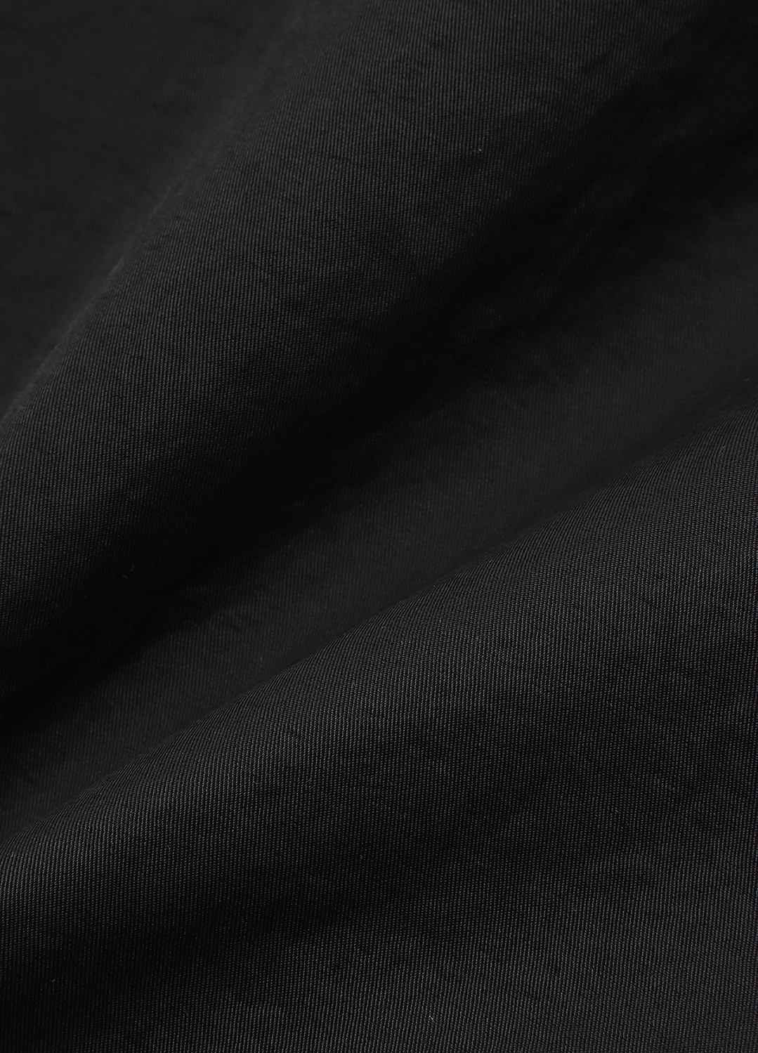 [시즌오프]소프트 슬리브리스 블라우스_BLACK_15