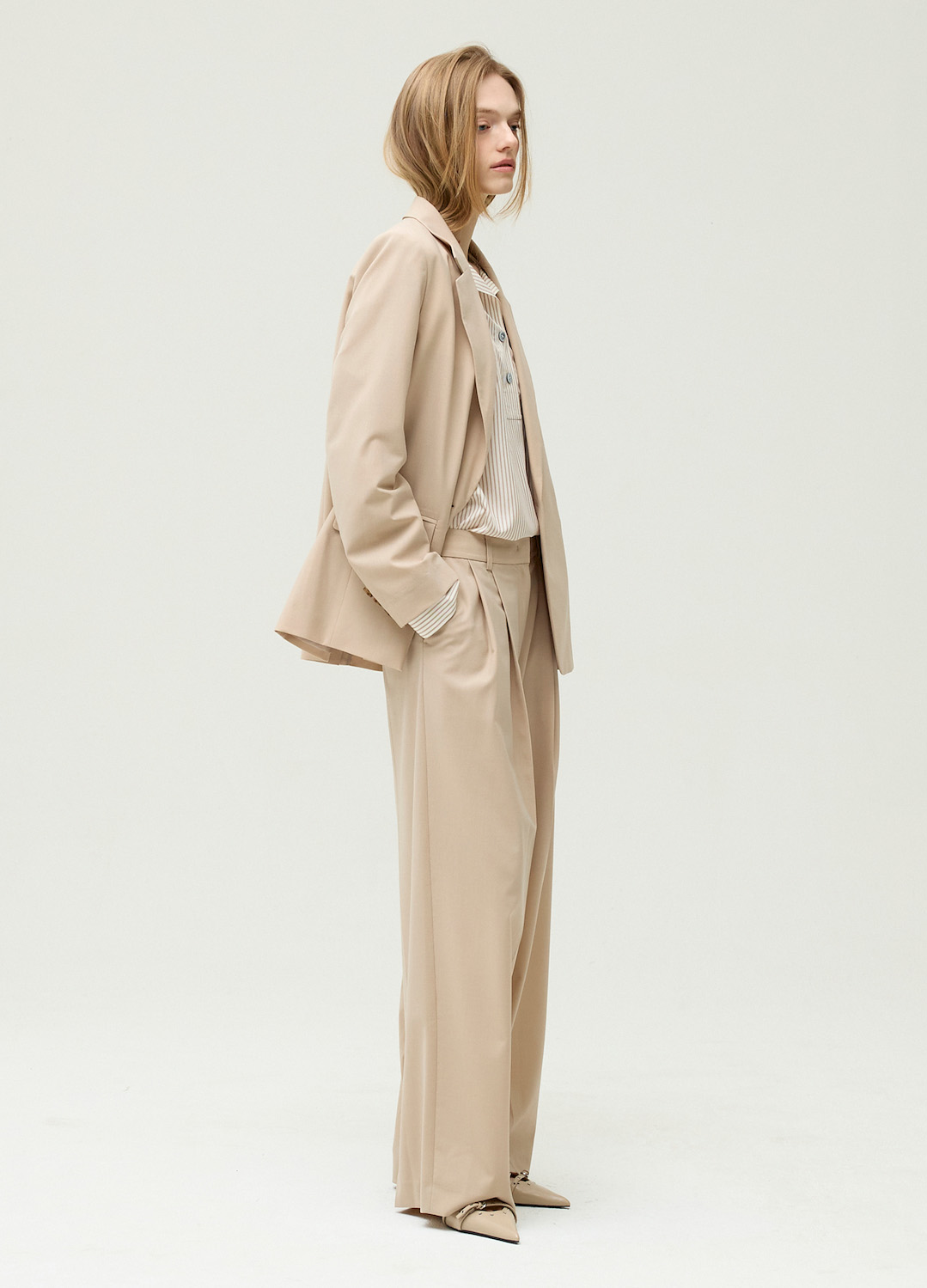 [시즌오프]투턱 세미 와이드 팬츠_LIGHT BEIGE_6