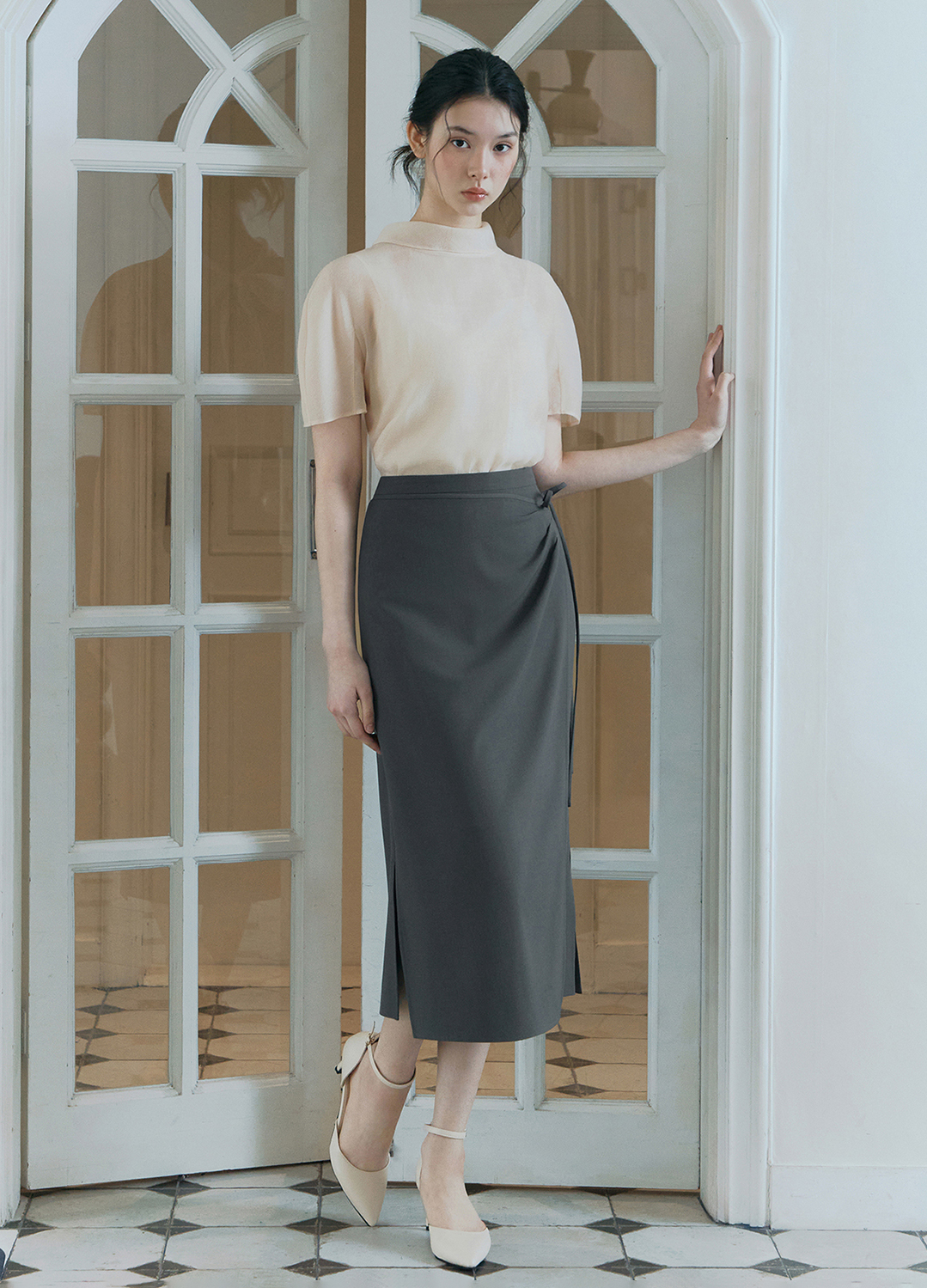 [Exclusive]하프 슬리브 시어 블라우스_LIGHT PINK_8