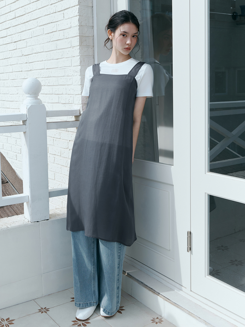 [Exclusive]스퀘어넥 슬리브리스 레이어드 원피스_DARK GREY_7