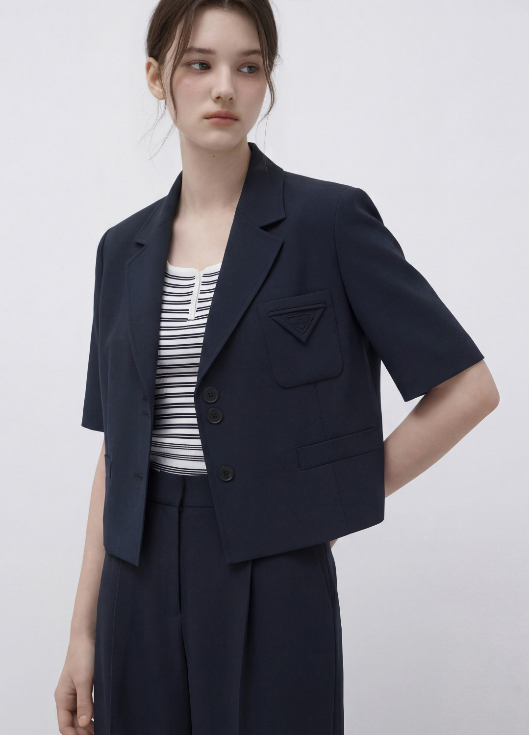 포켓 포인트 크롭 자켓_DARK NAVY_5