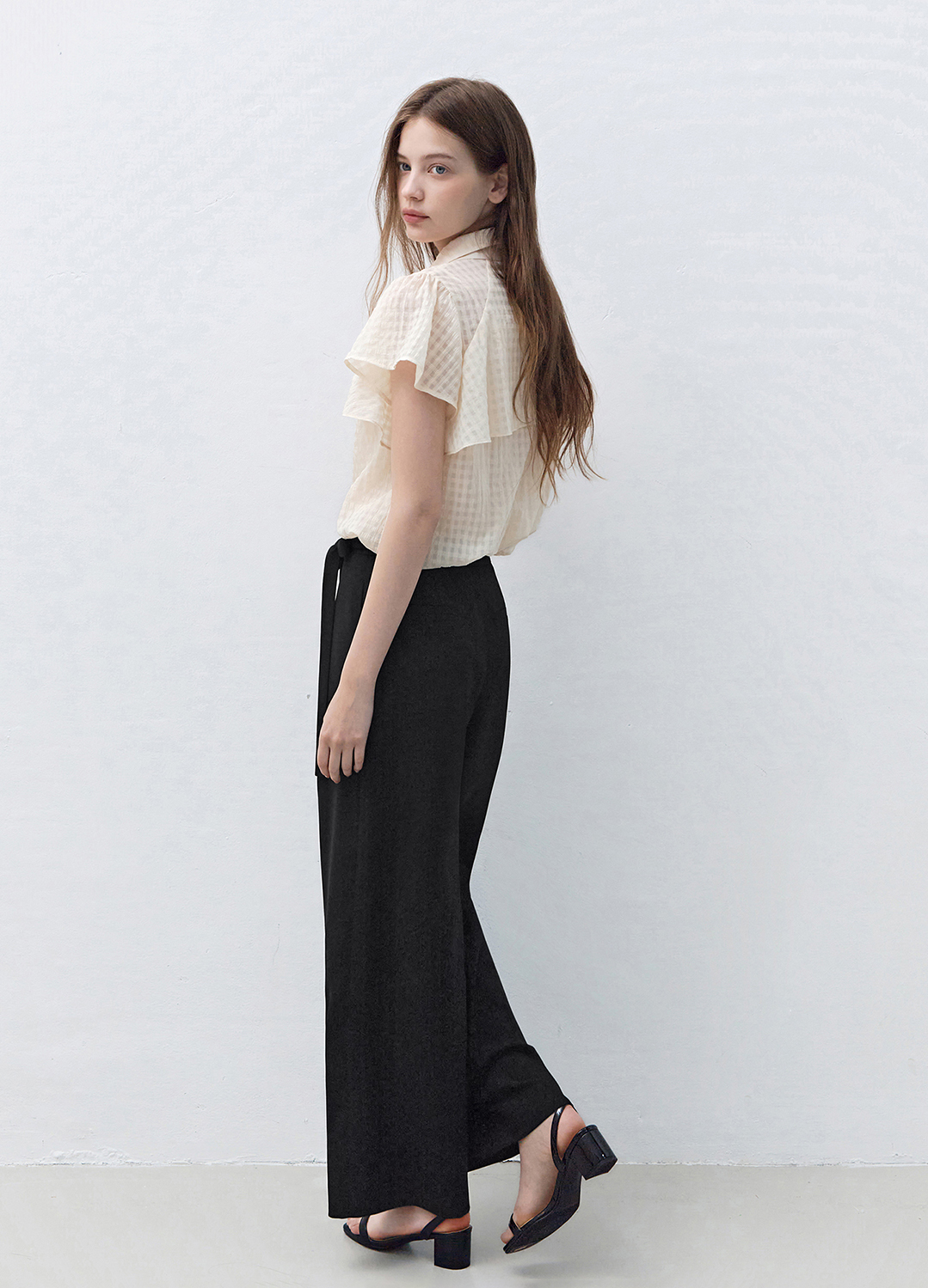 [Exclusive]사이드 벨티드 와이드 슬랙스_BLACK_9