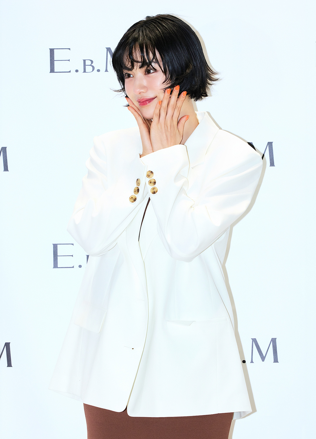 [시즌오프]클래식 테일러드 자켓_CREAM_9