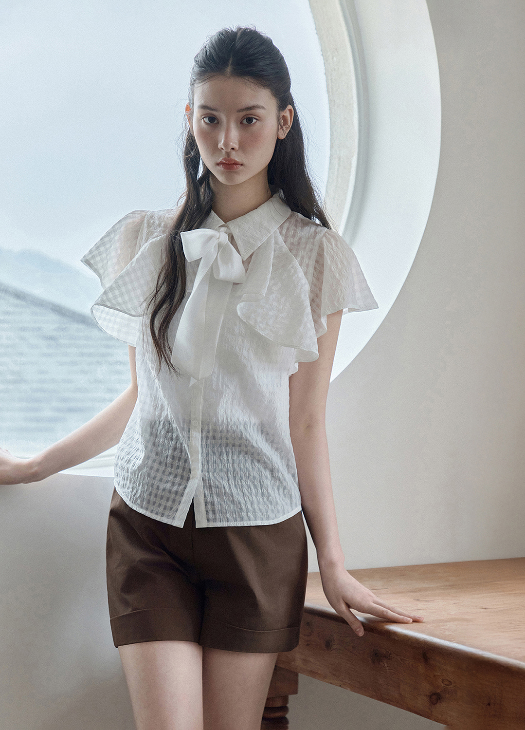 [Exclusive]클래식 턴업 쇼츠 팬츠_BROWN_6