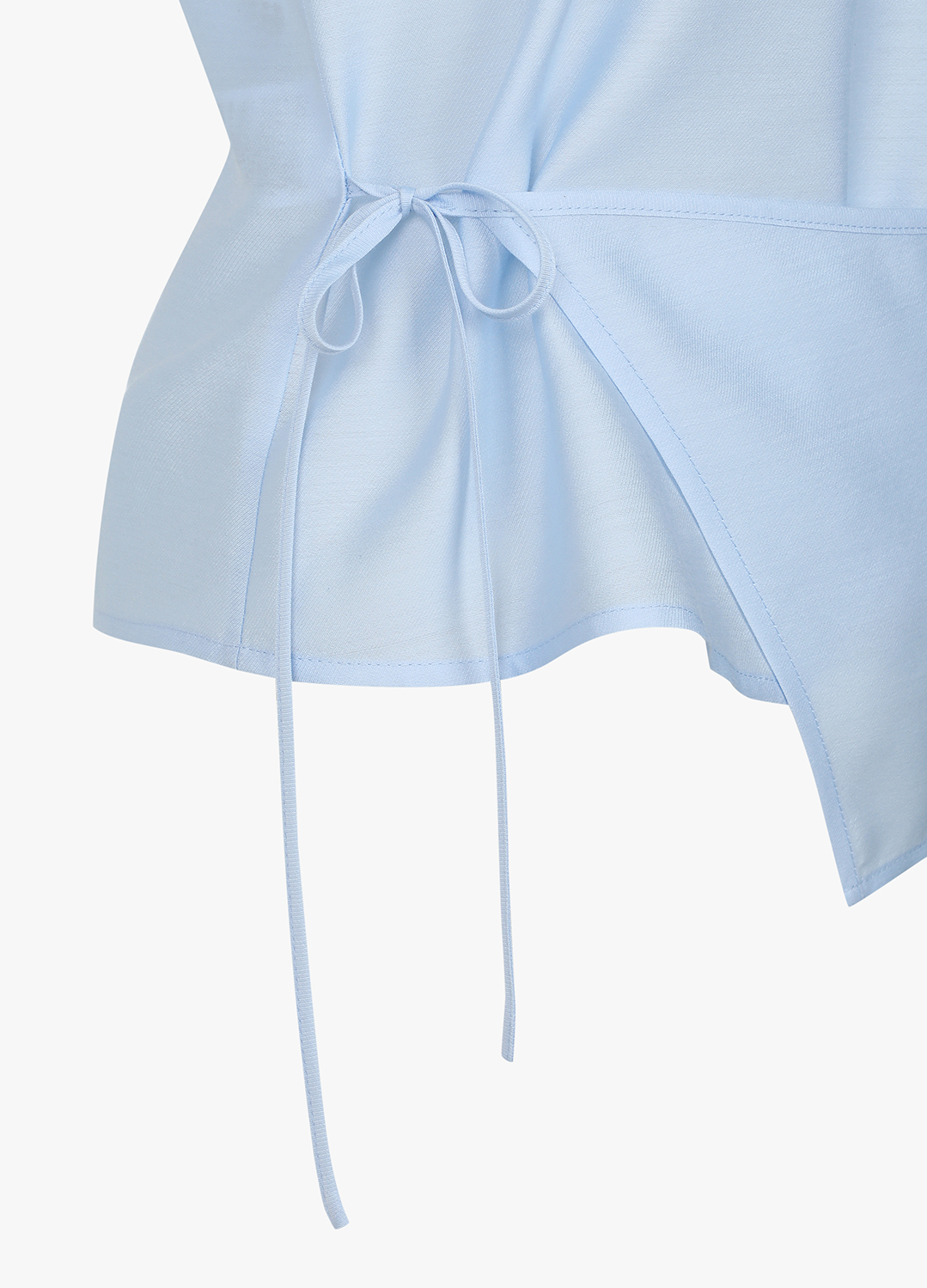 [Exclusive]사이드 스트랩 브이넥 슬리브리스 탑_SKY BLUE_19