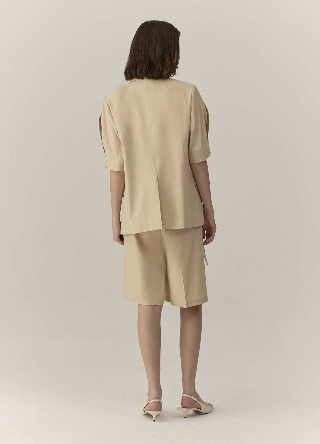 린넨 혼방 벨티드 하프 팬츠_BEIGE_10